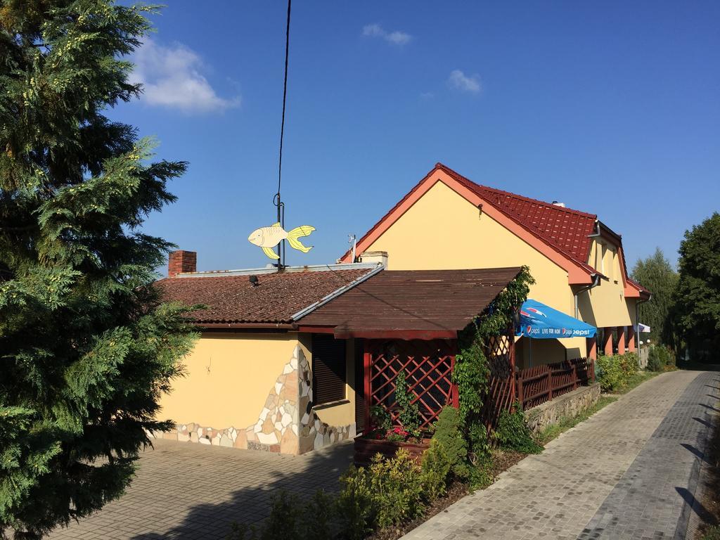 Zlota Rybka Lubniewice Hotell Eksteriør bilde
